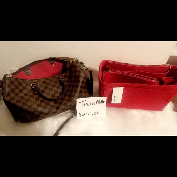 Authentic Damier Ebene Speedy B 35
Date:SD 0157
Includes Dust Bag & LV Box - Picture 1 of 16